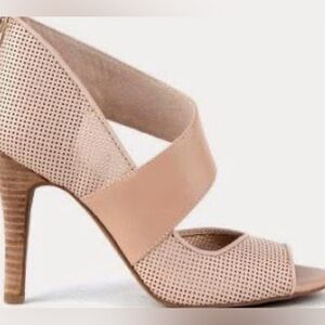 Seychelles Amulet Open Toe Sz. 7.5 Wood heeled Stiletto with Zipper Pump